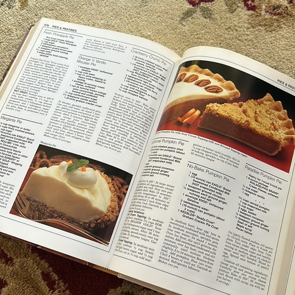 Great American Favorite Brand Cookbook Collectors Edition - Picture 9 of 11